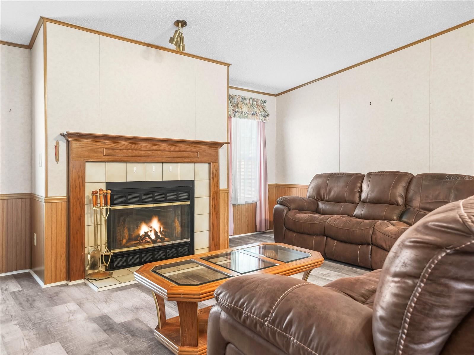 Image 3 of 43 For 3441 Maple Drive