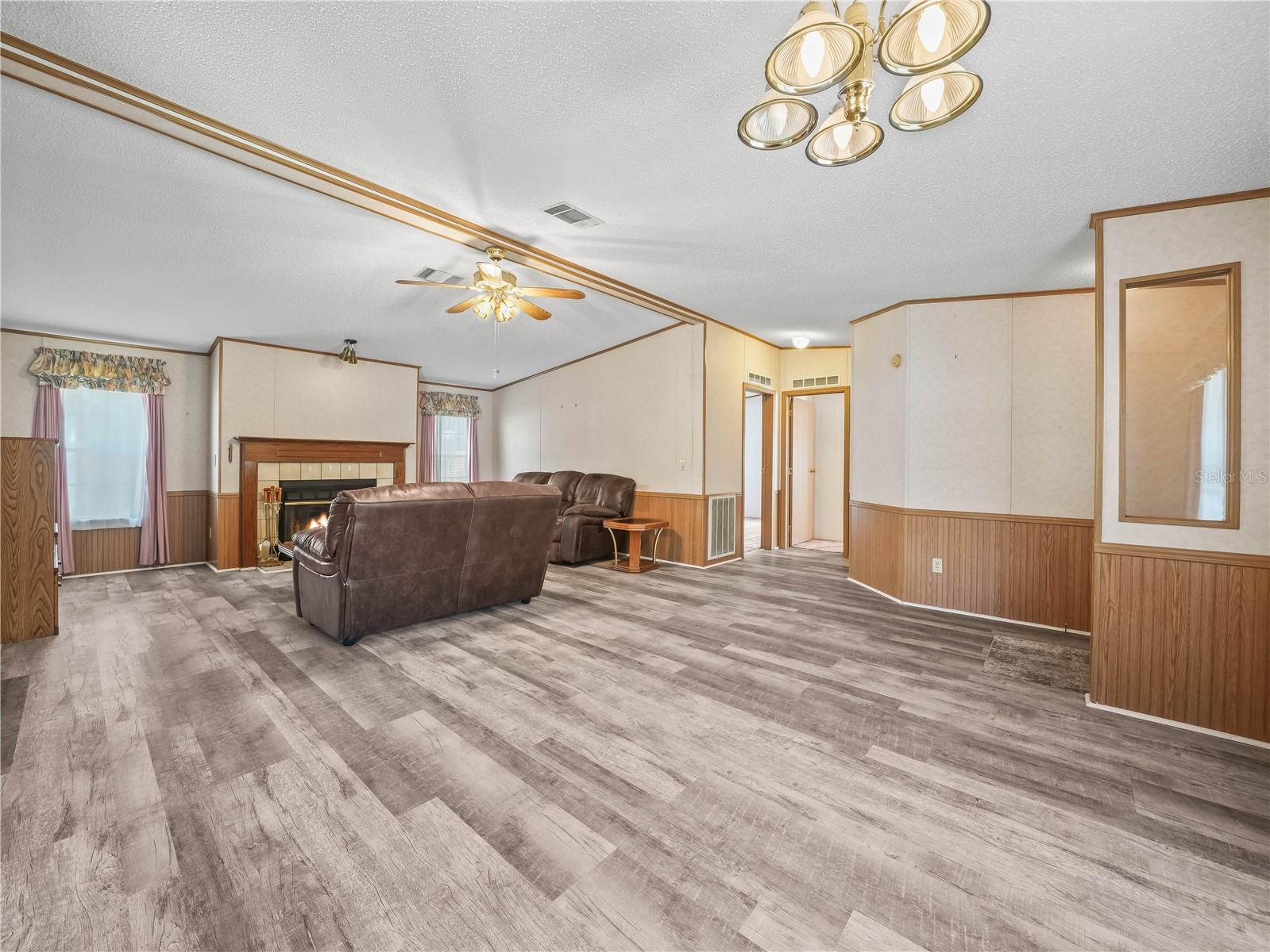 Image 6 of 43 For 3441 Maple Drive
