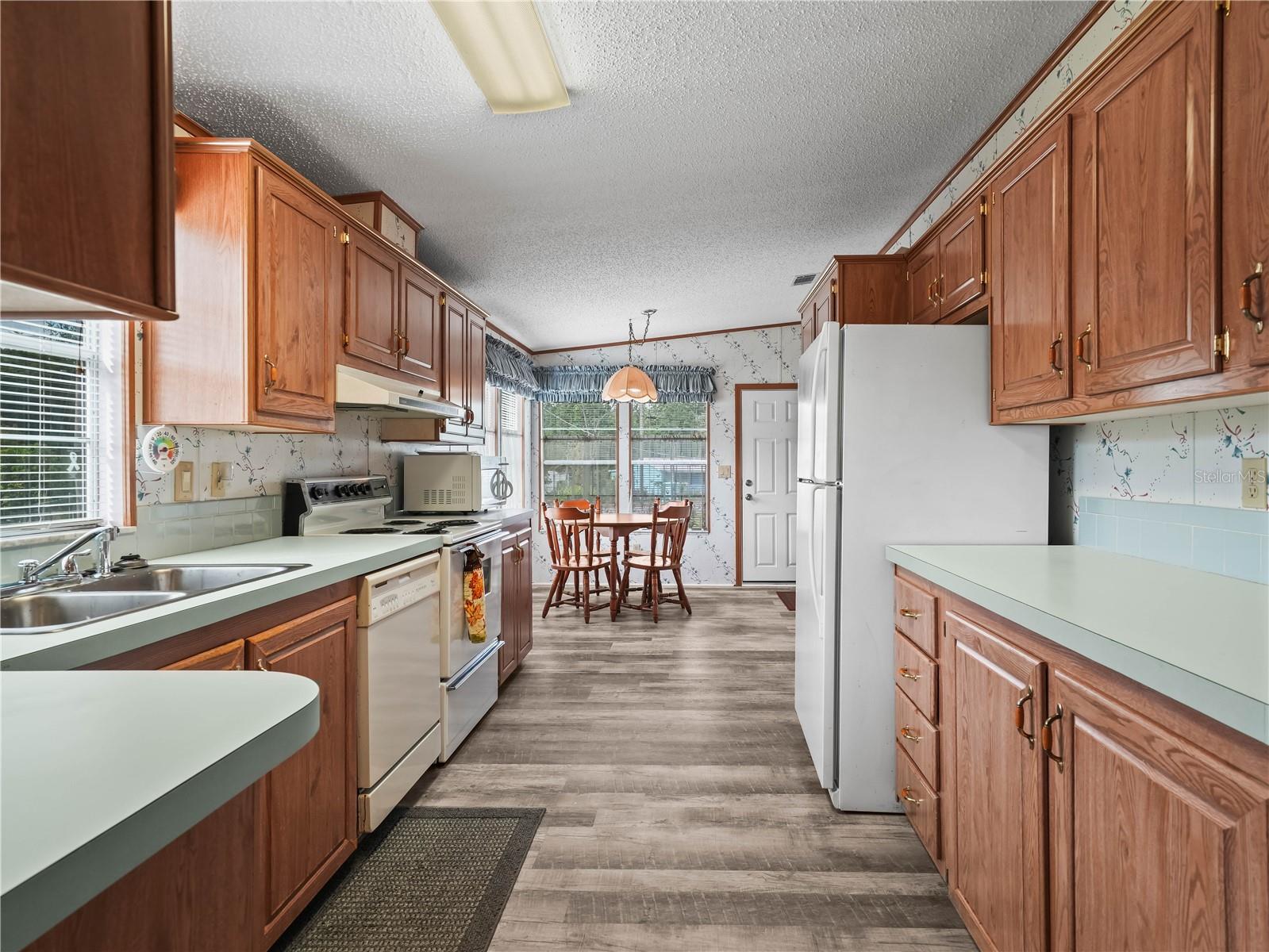 Image 9 of 43 For 3441 Maple Drive