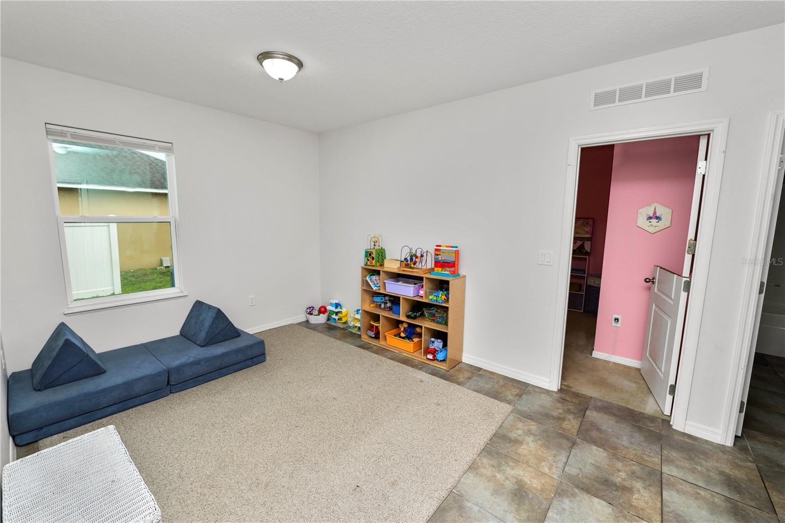 Image 31 of 40 For 3320 Lynrock Avenue