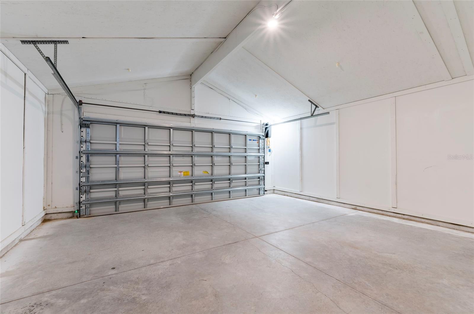 Image 15 of 16 For 14896 43rd Terrace Road