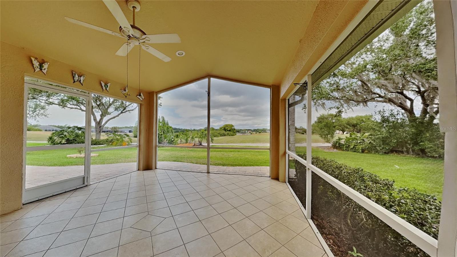 Image 17 of 24 For 1080 View Pointe Way