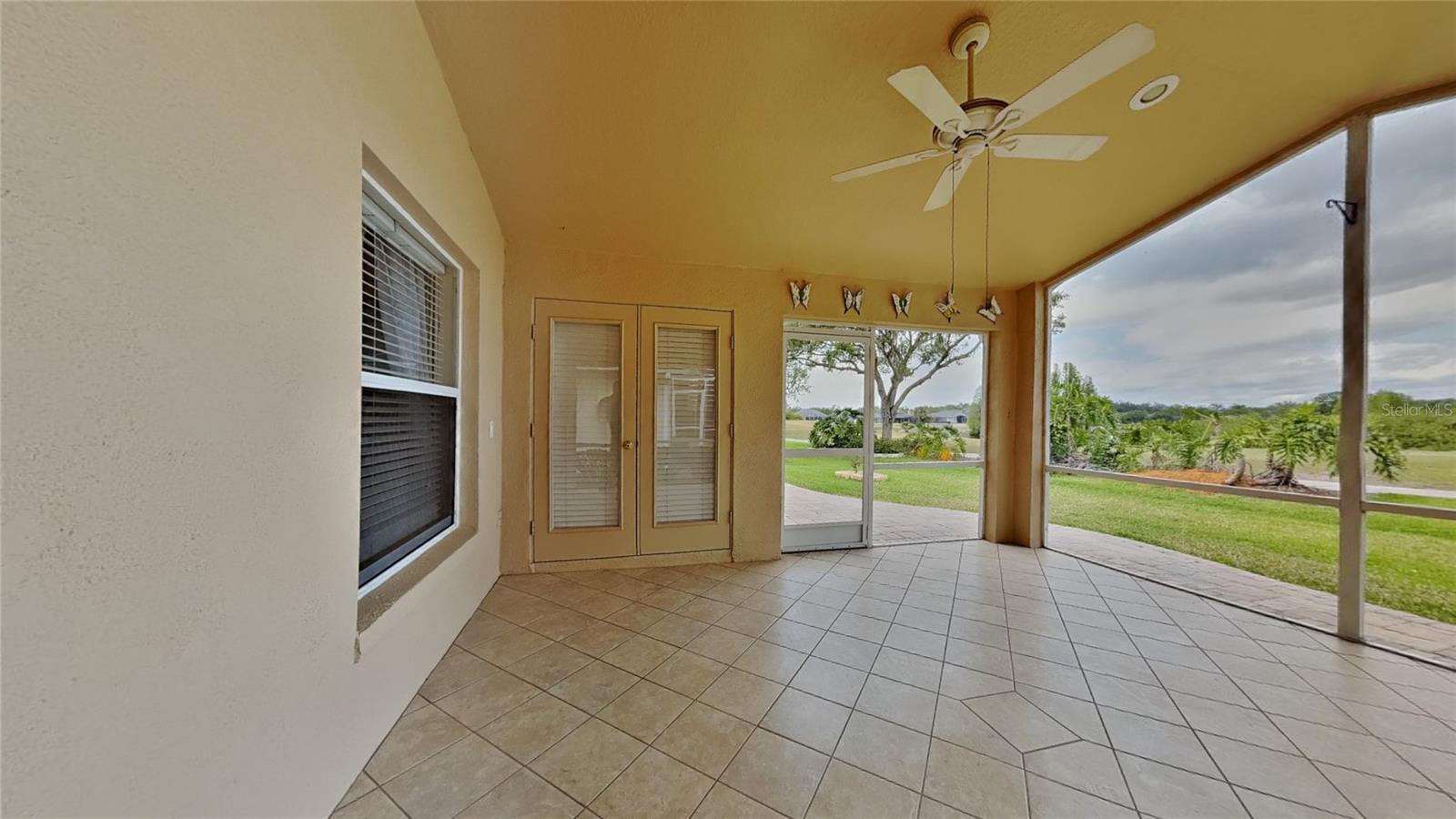 Image 18 of 24 For 1080 View Pointe Way