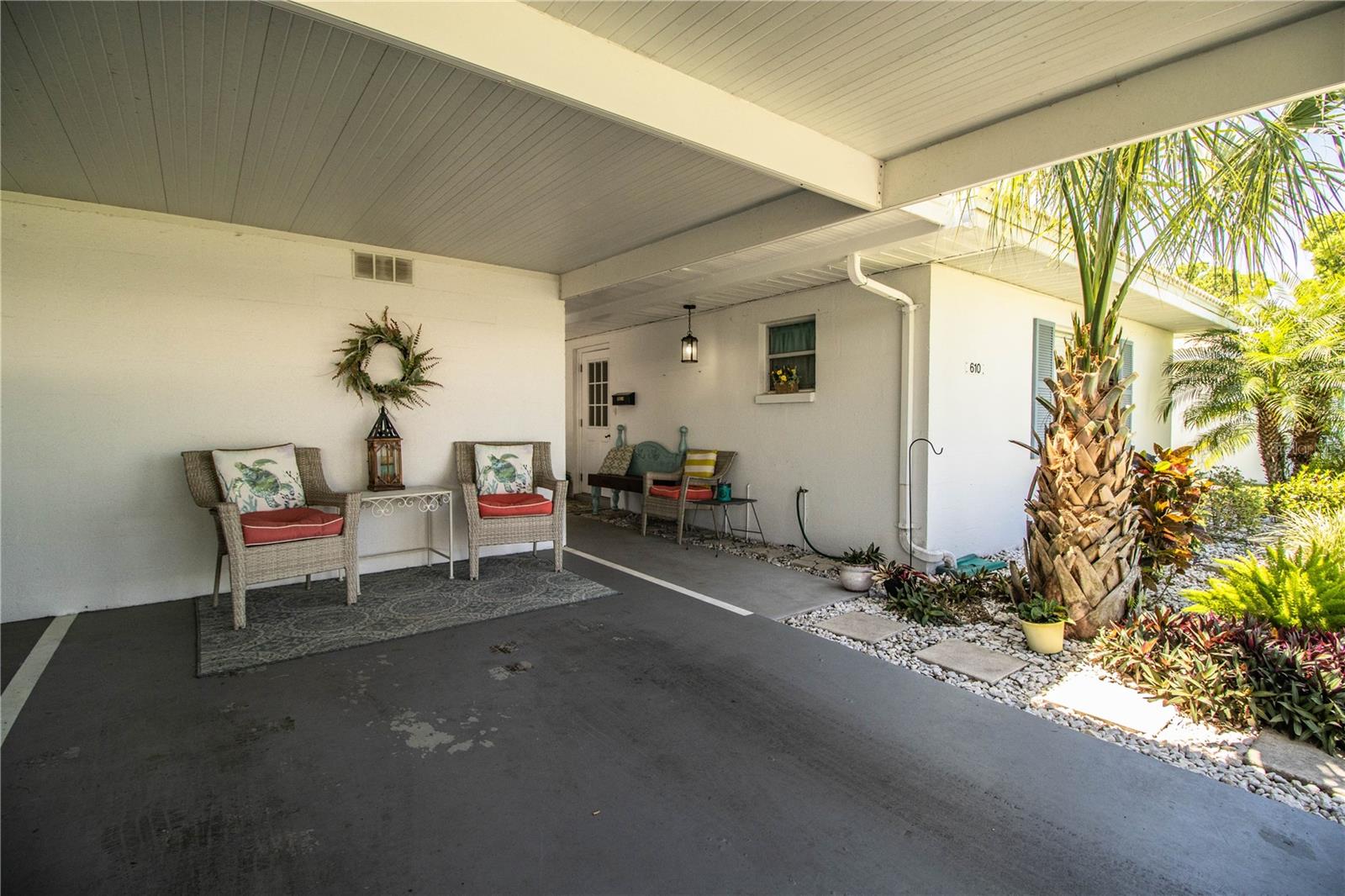 Image 4 of 39 For 610 Cottage Lane