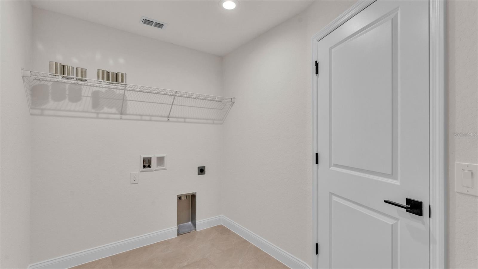 Image 33 of 46 For 803 Allison Place