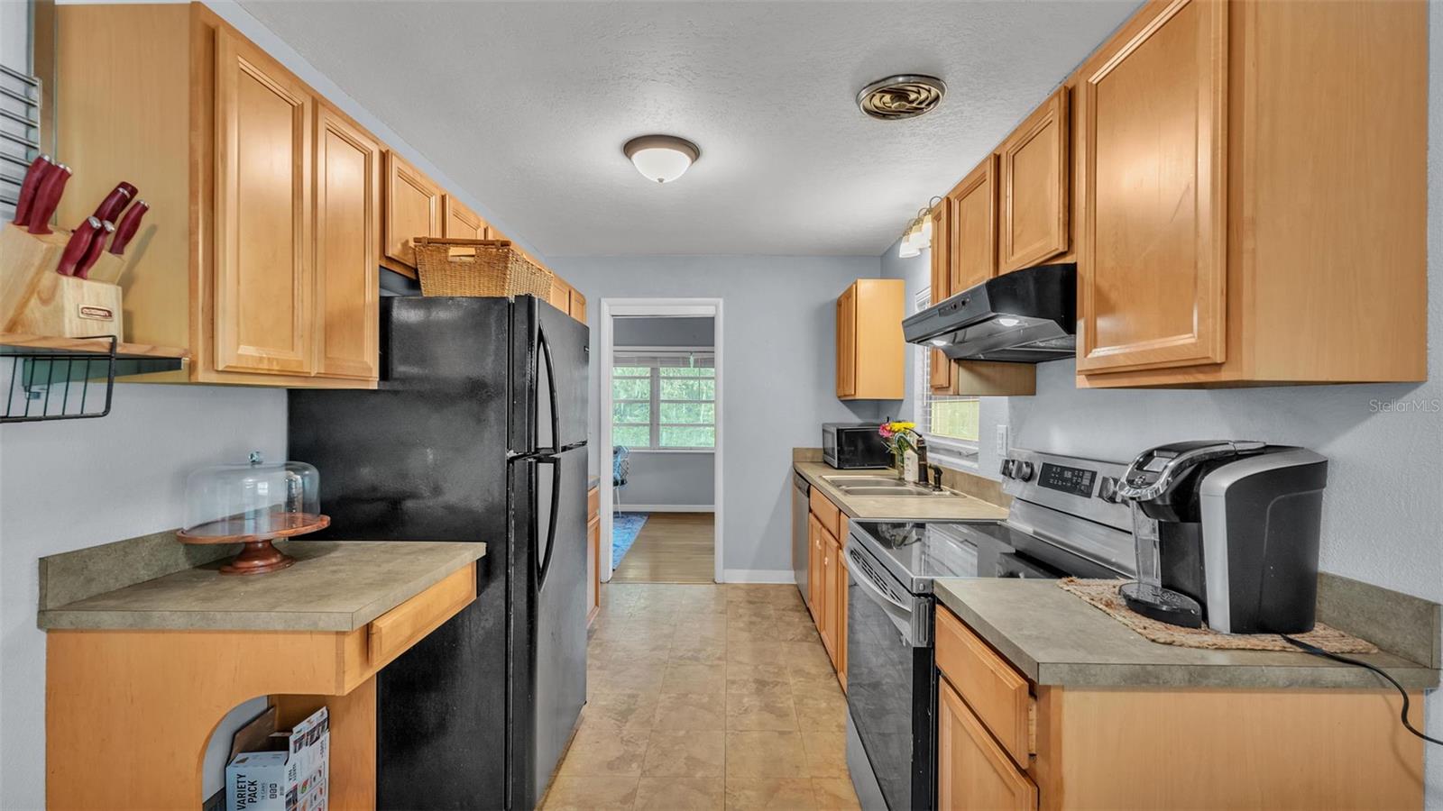 Image 19 of 41 For 1518 Handley Boulevard
