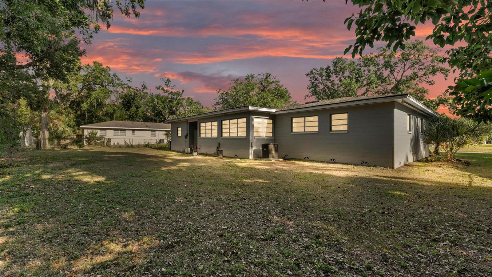 Image 2 of 41 For 1518 Handley Boulevard