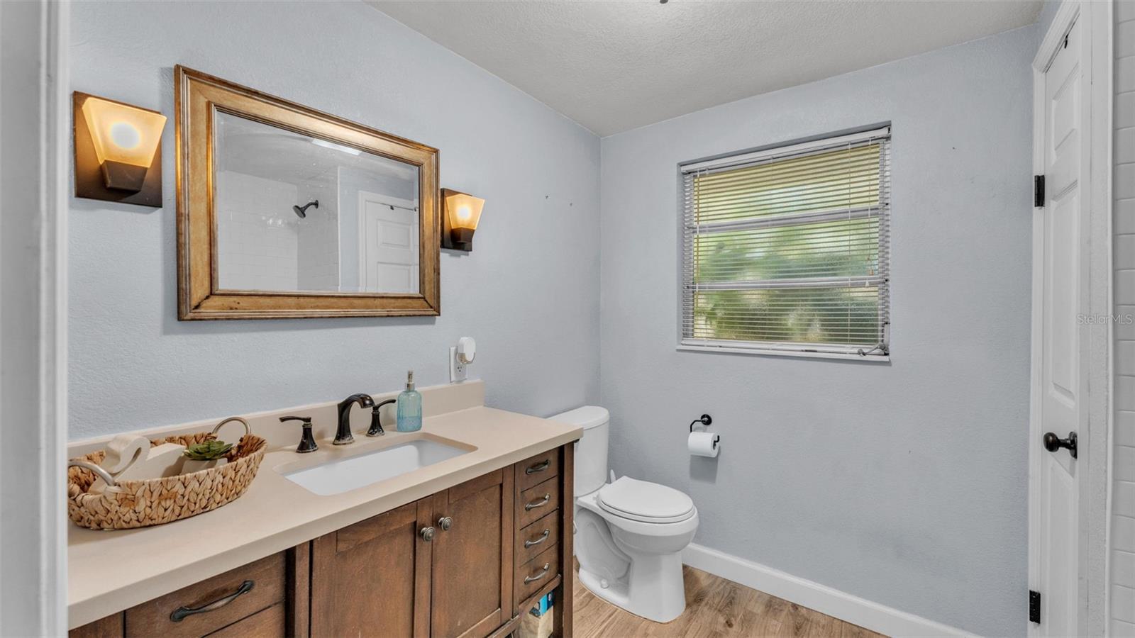 Image 24 of 41 For 1518 Handley Boulevard