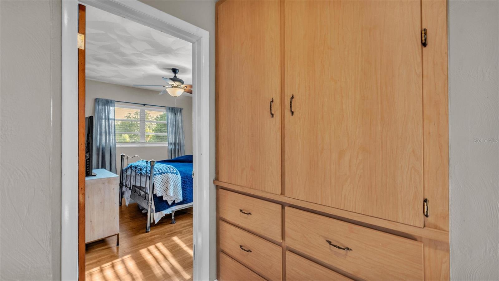 Image 31 of 41 For 1518 Handley Boulevard