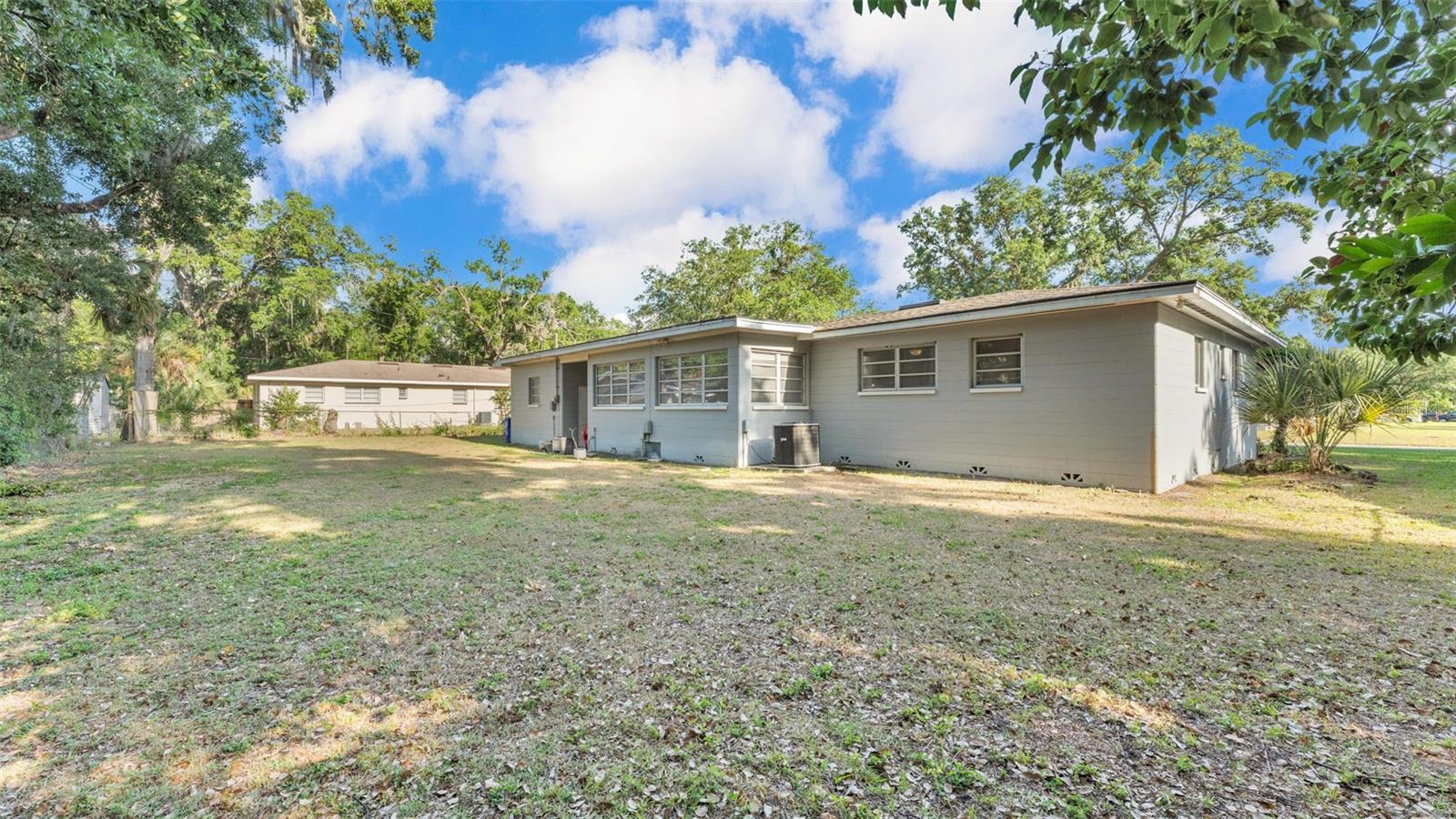 Image 7 of 41 For 1518 Handley Boulevard