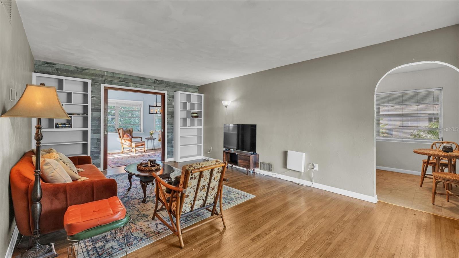 Image 9 of 41 For 1518 Handley Boulevard