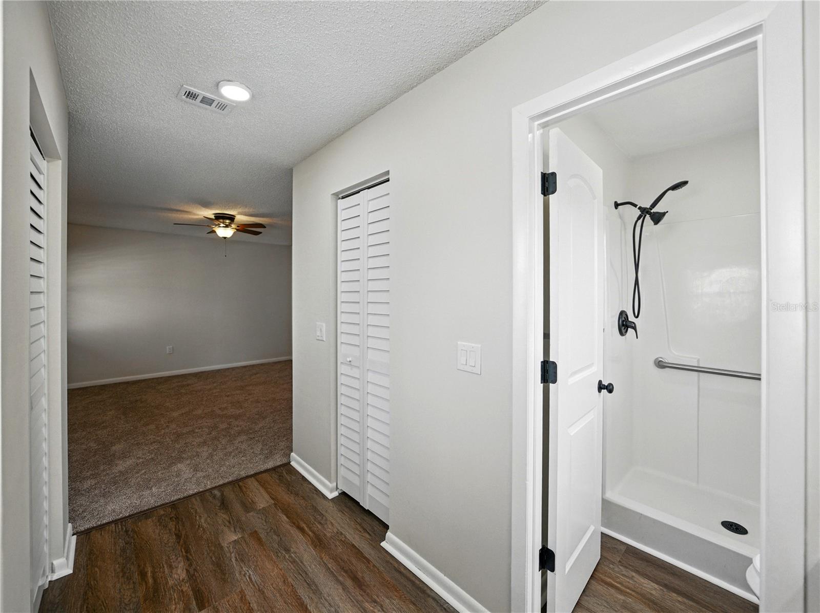 Image 27 of 55 For 4965 Goldenview Lane