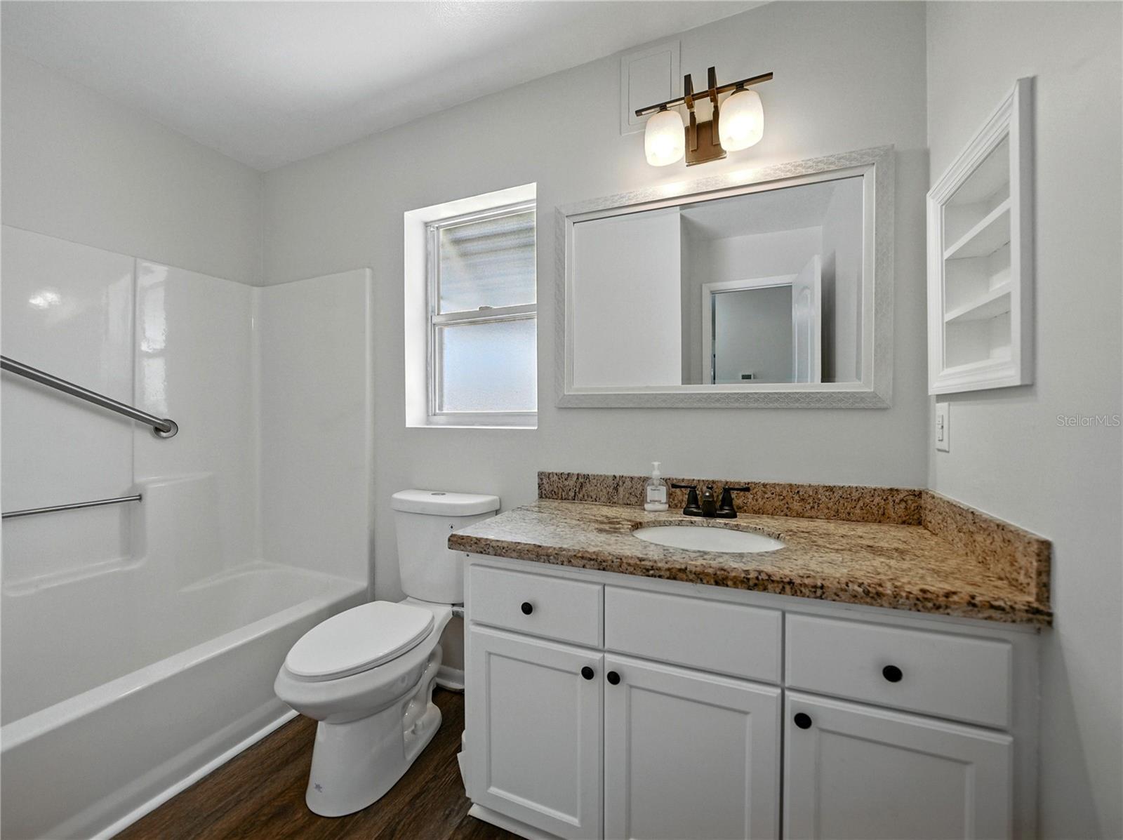 Image 33 of 55 For 4965 Goldenview Lane