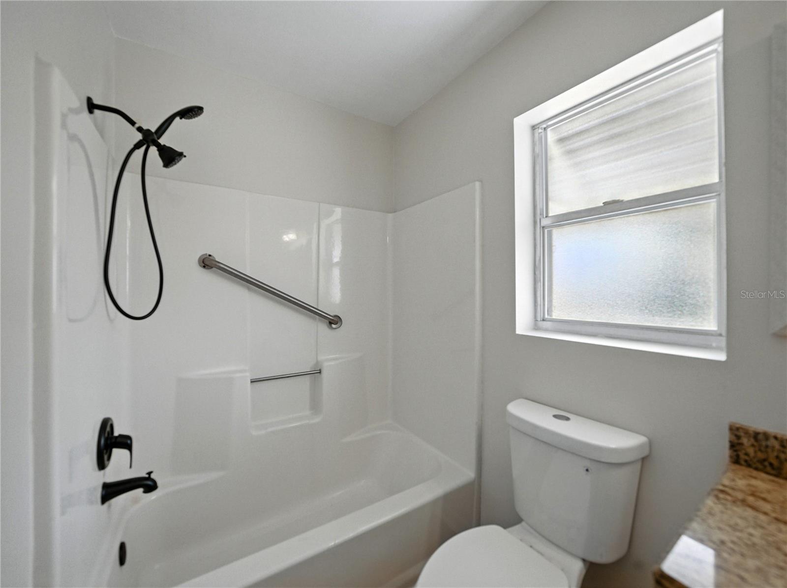Image 34 of 55 For 4965 Goldenview Lane