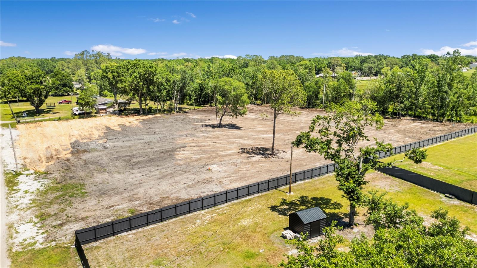 Image 18 of 28 For 2131 Limedale Road