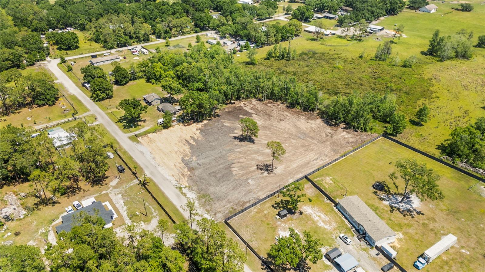 Image 8 of 28 For 2131 Limedale Road