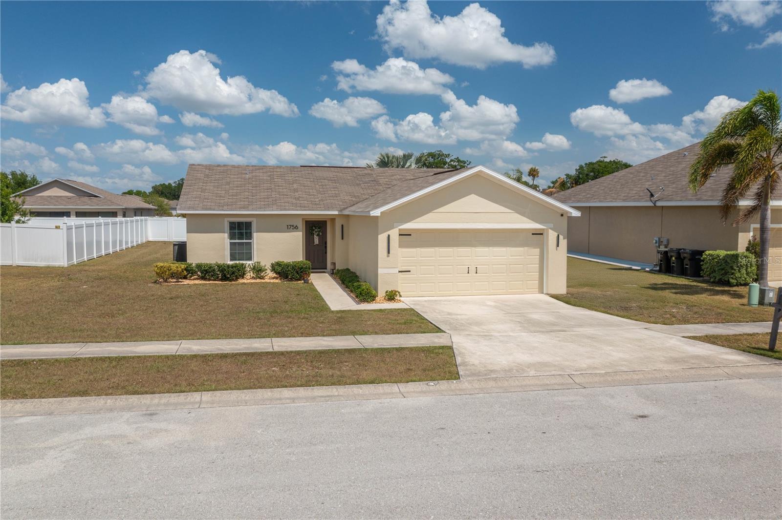 Image 3 of 40 For 1756 Williamsburg Drive