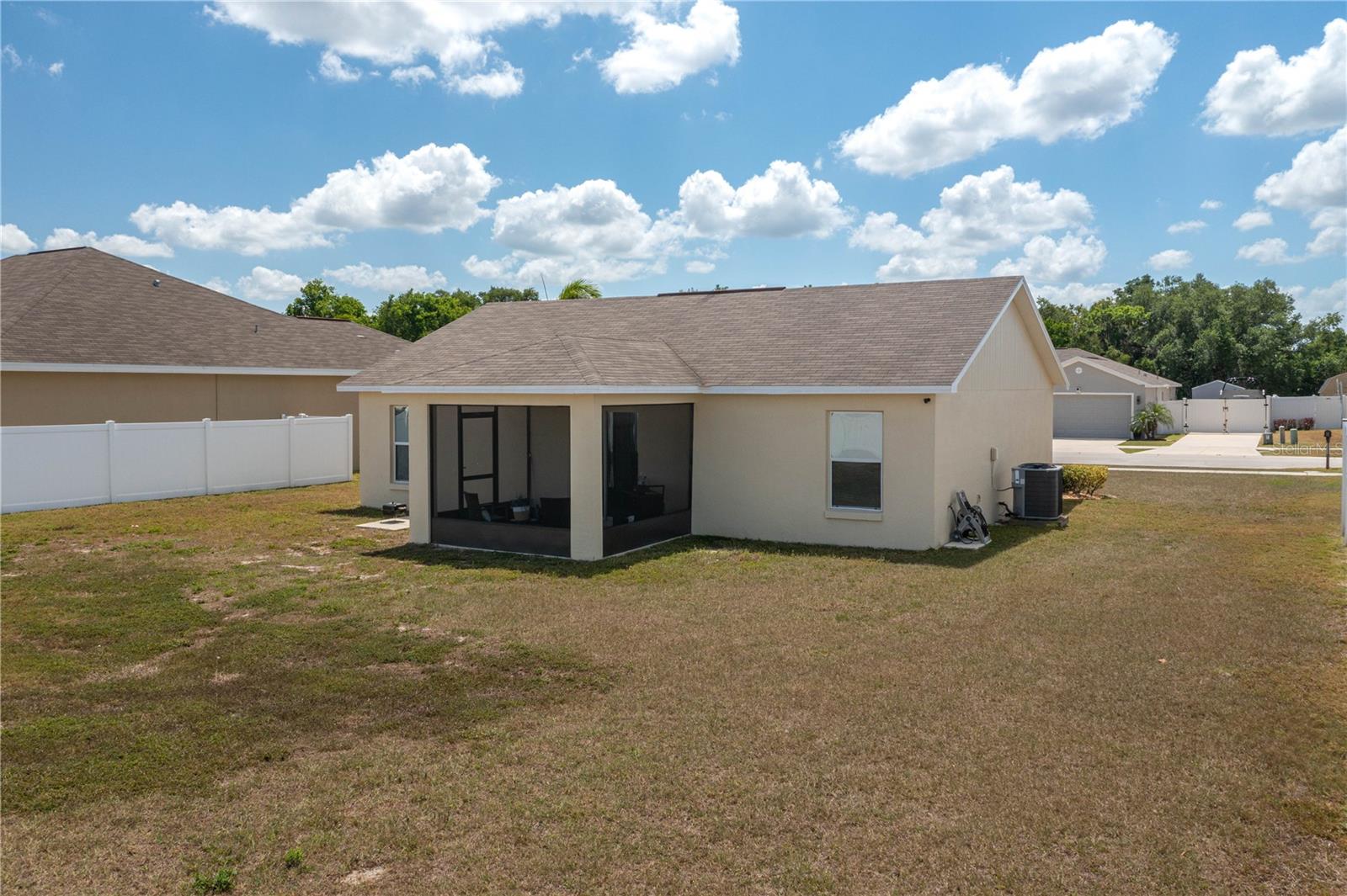 Image 4 of 40 For 1756 Williamsburg Drive