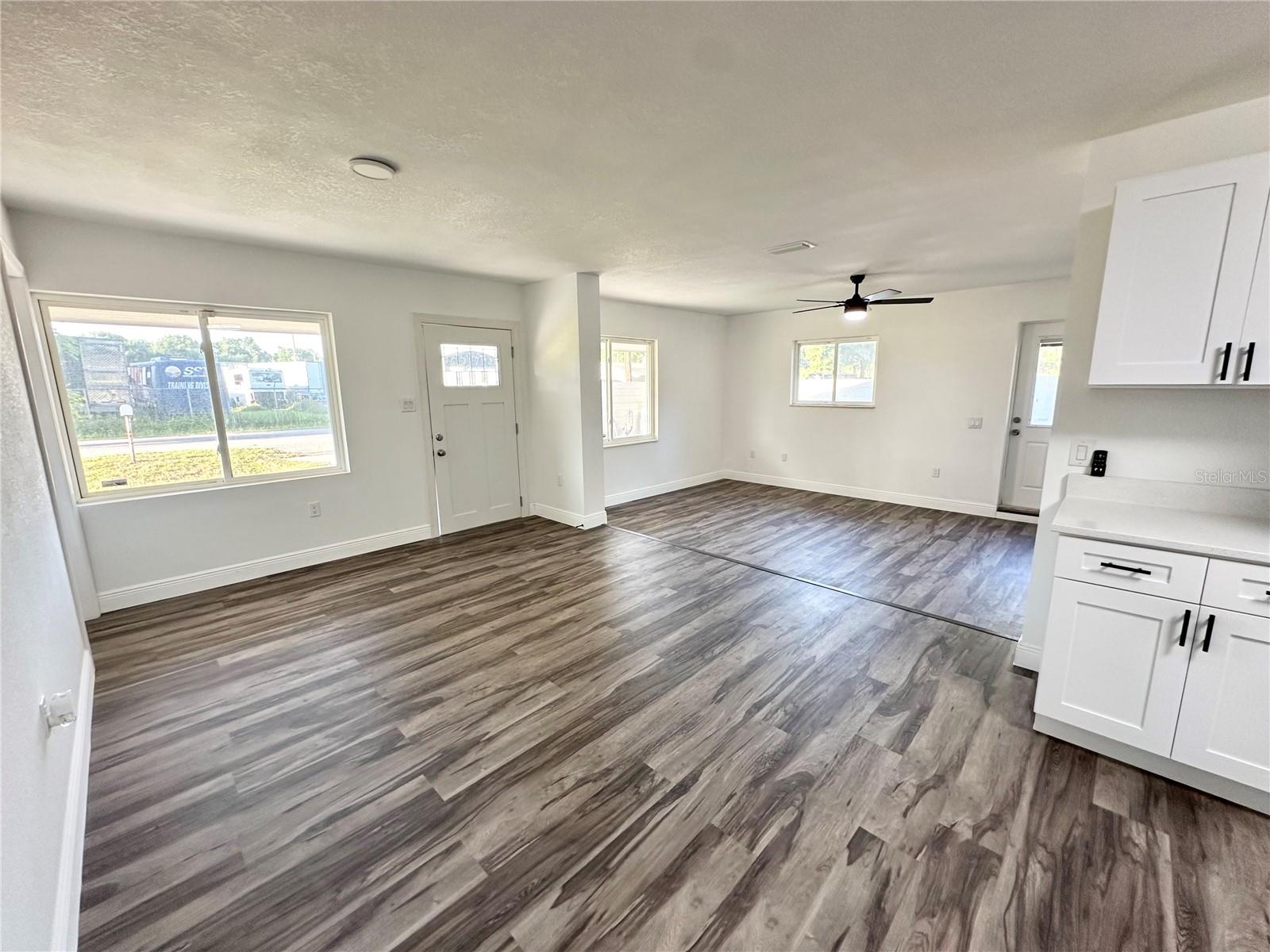 Image 8 of 32 For 2527 Dons Place