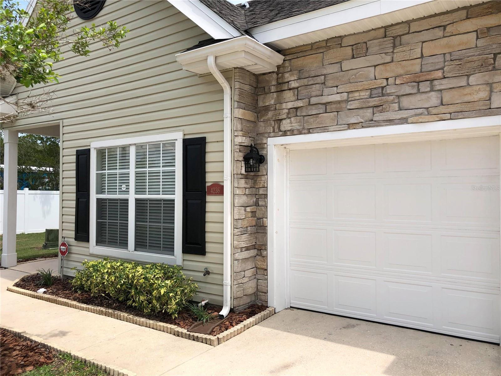 Image 3 of 21 For 4236 Hartridge Lane
