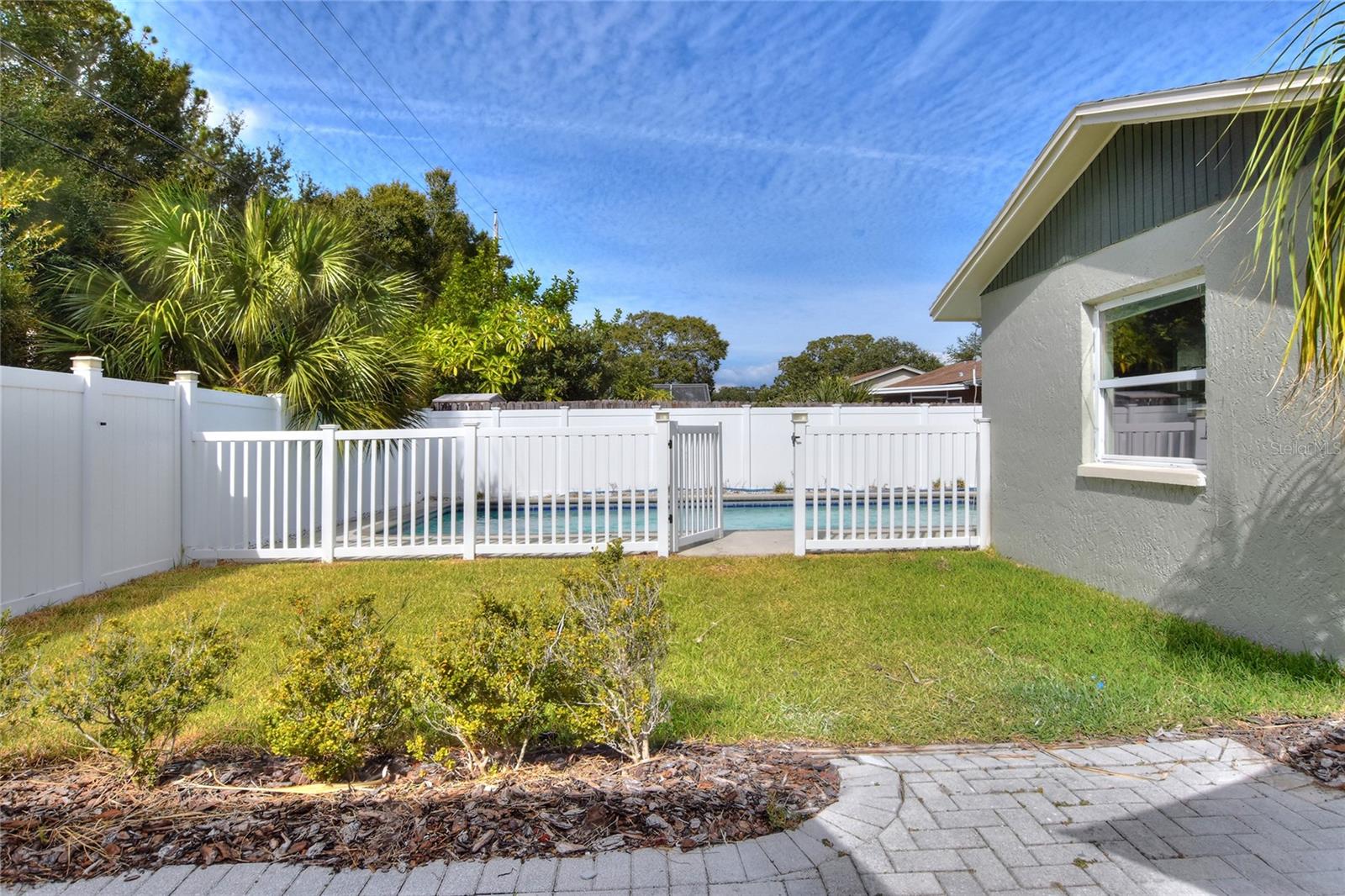 Image 43 of 59 For 13032 Cumberland Drive