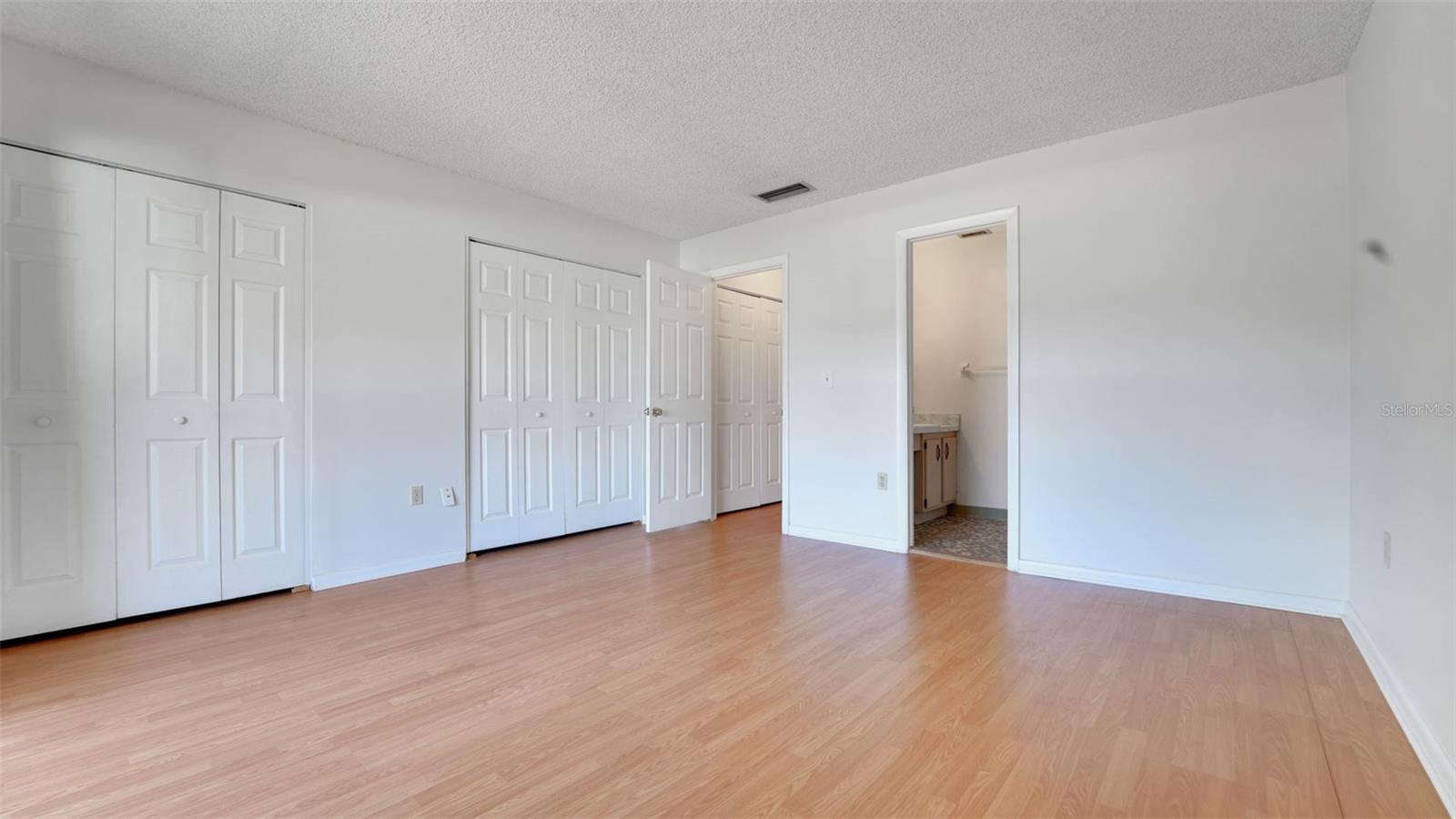 Image 19 of 37 For 2500 21st Street Nw 78