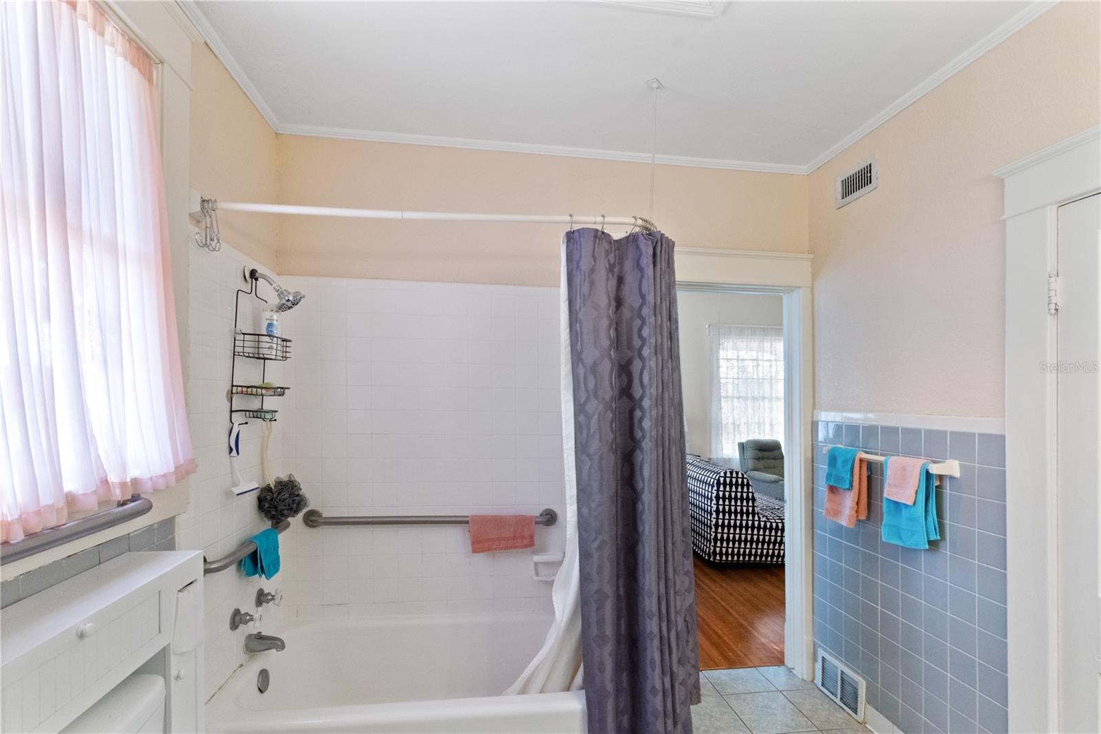 Image 33 of 76 For 934 Lake Elbert Drive Se