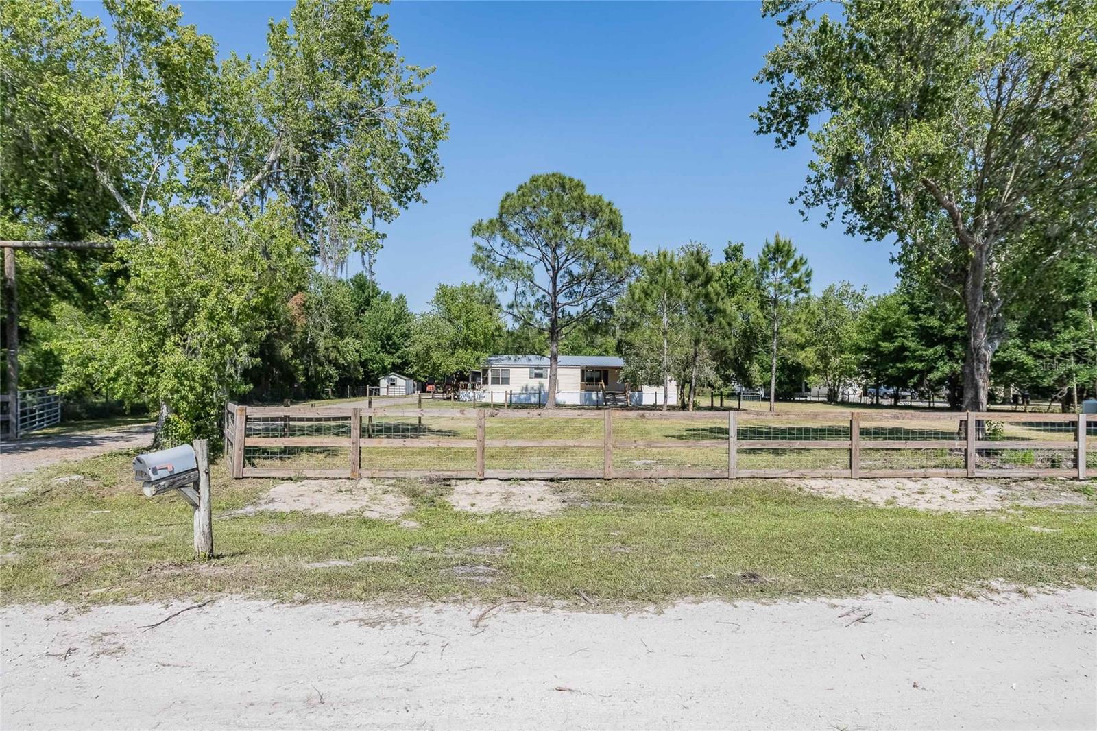 Image 9 of 42 For 10211 Old Spanish Trail