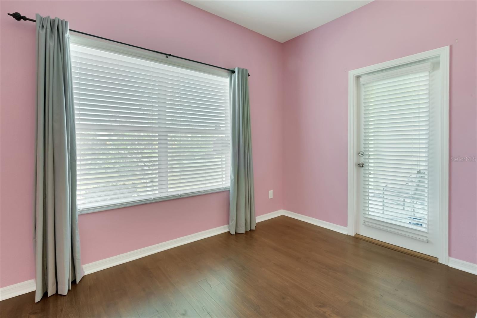Image 13 of 26 For 4089 Shade Tree Lane
