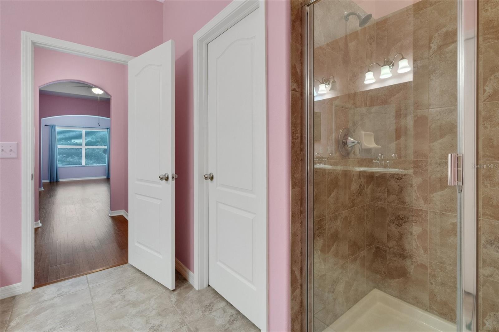 Image 16 of 26 For 4089 Shade Tree Lane