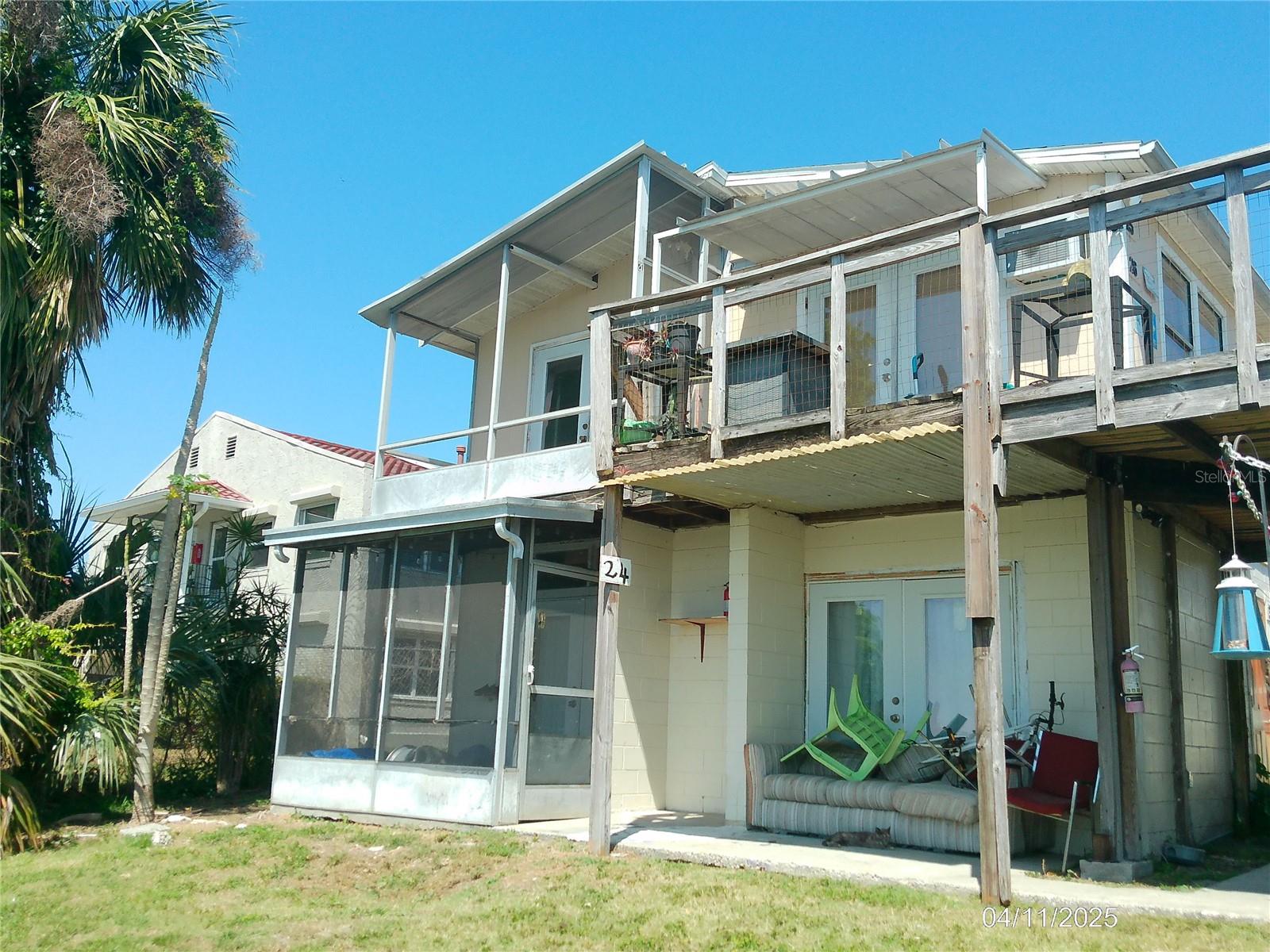 Image 2 of 16 For 1111 Cypress Gardens Boulevard Se 26