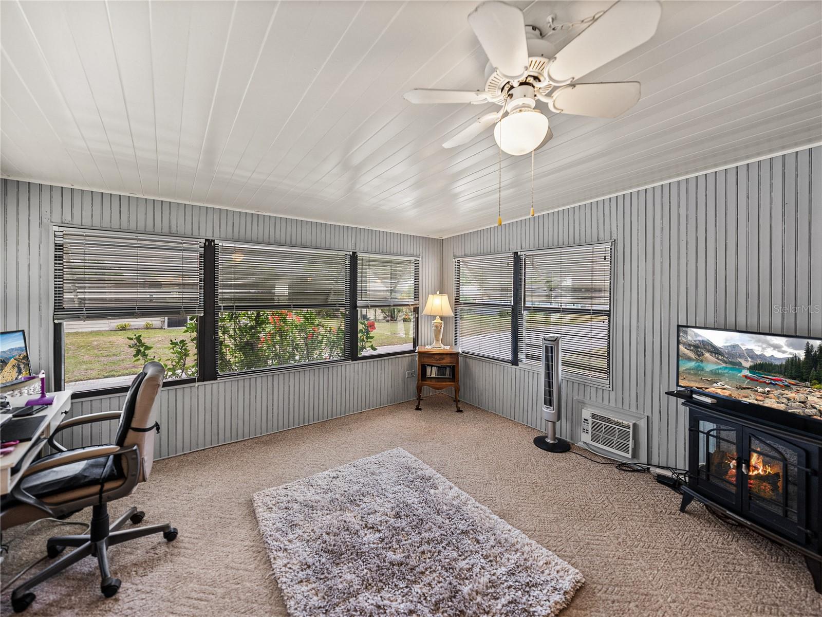Image 16 of 54 For 1823 Sherwood Hill Drive