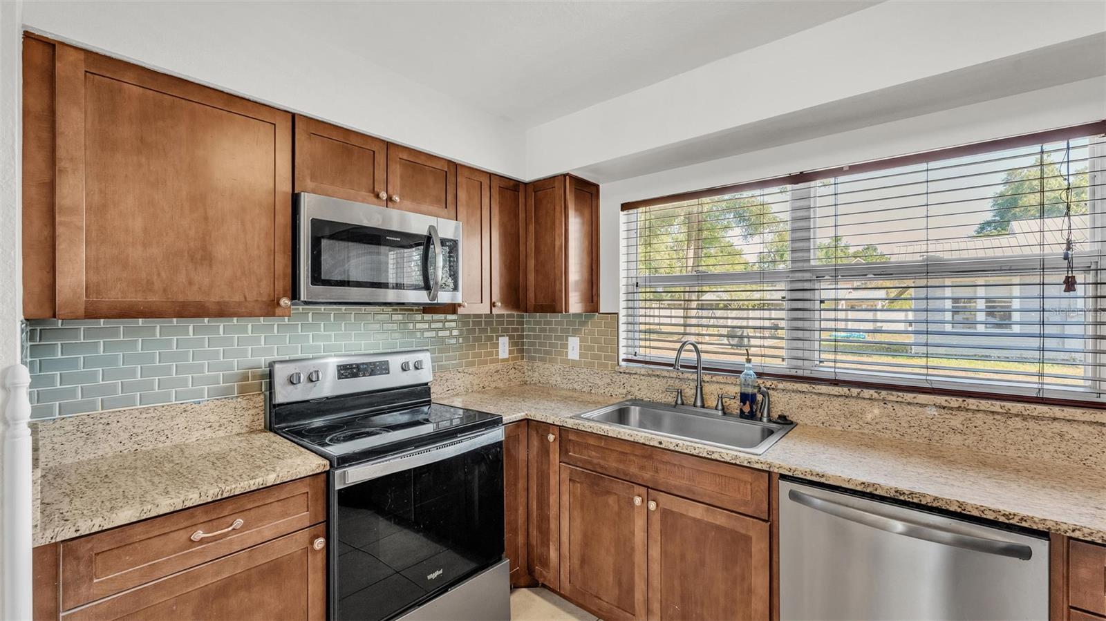Image 11 of 45 For 1055 Sunset Avenue