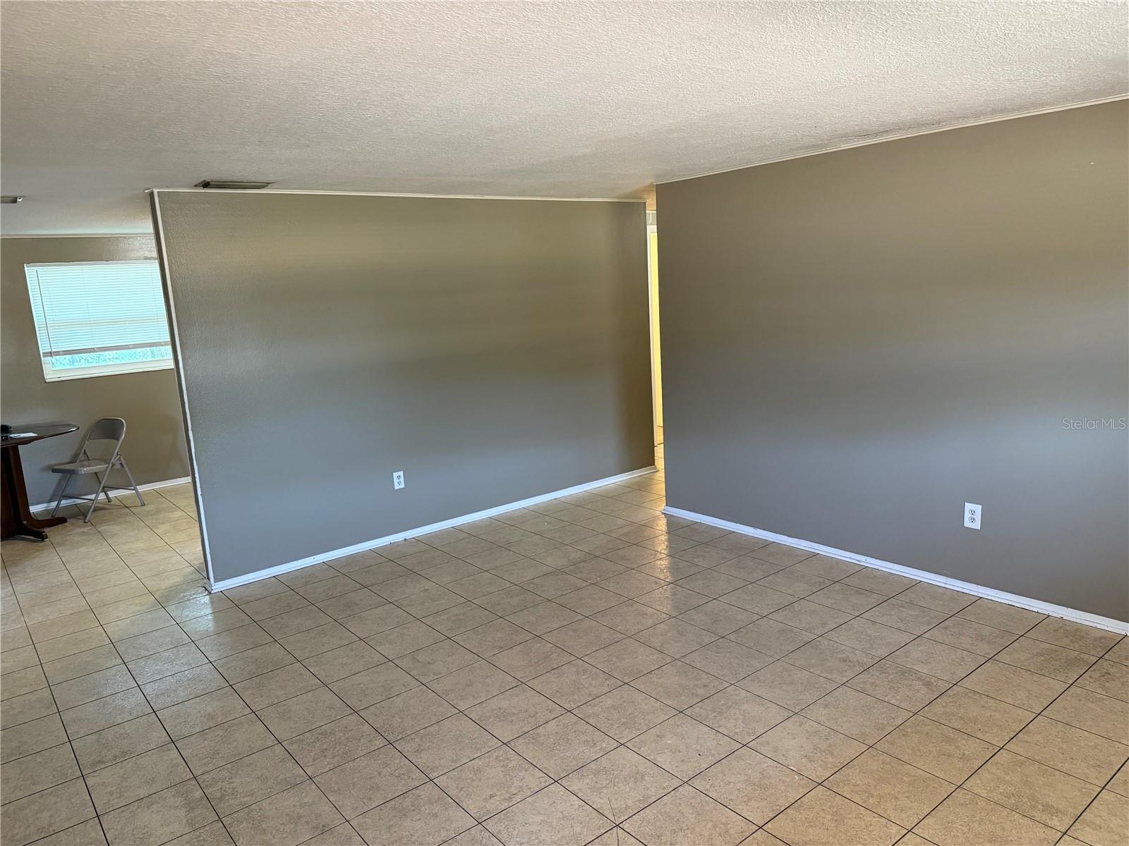 Listing photo id 17 for 1720 Kendrick Lane