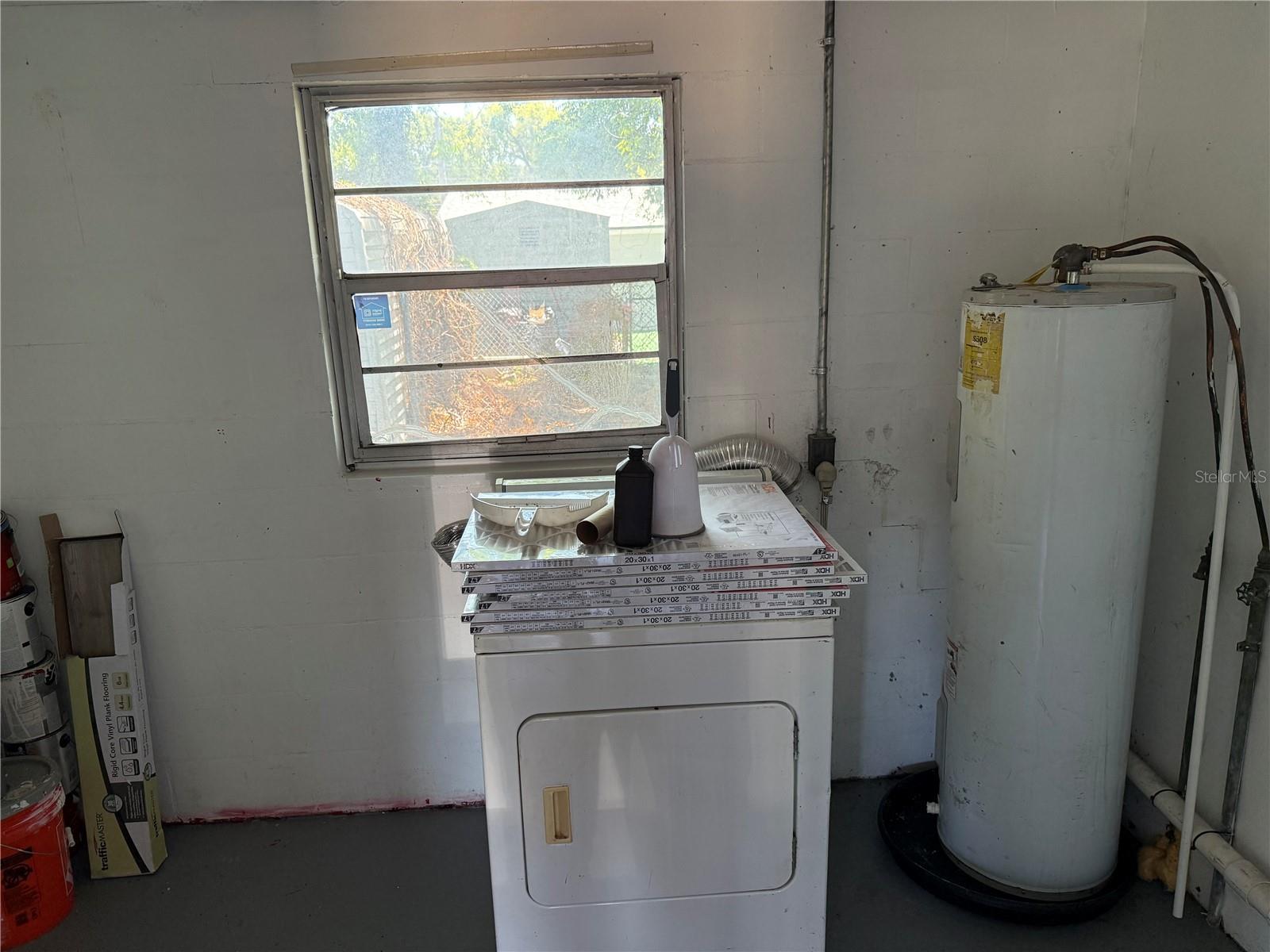 Listing photo id 27 for 1720 Kendrick Lane