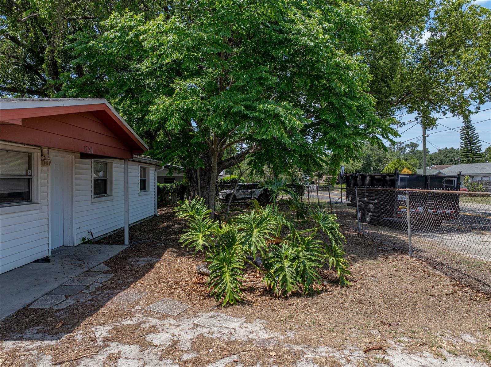 Listing photo id 38 for 1720 Kendrick Lane