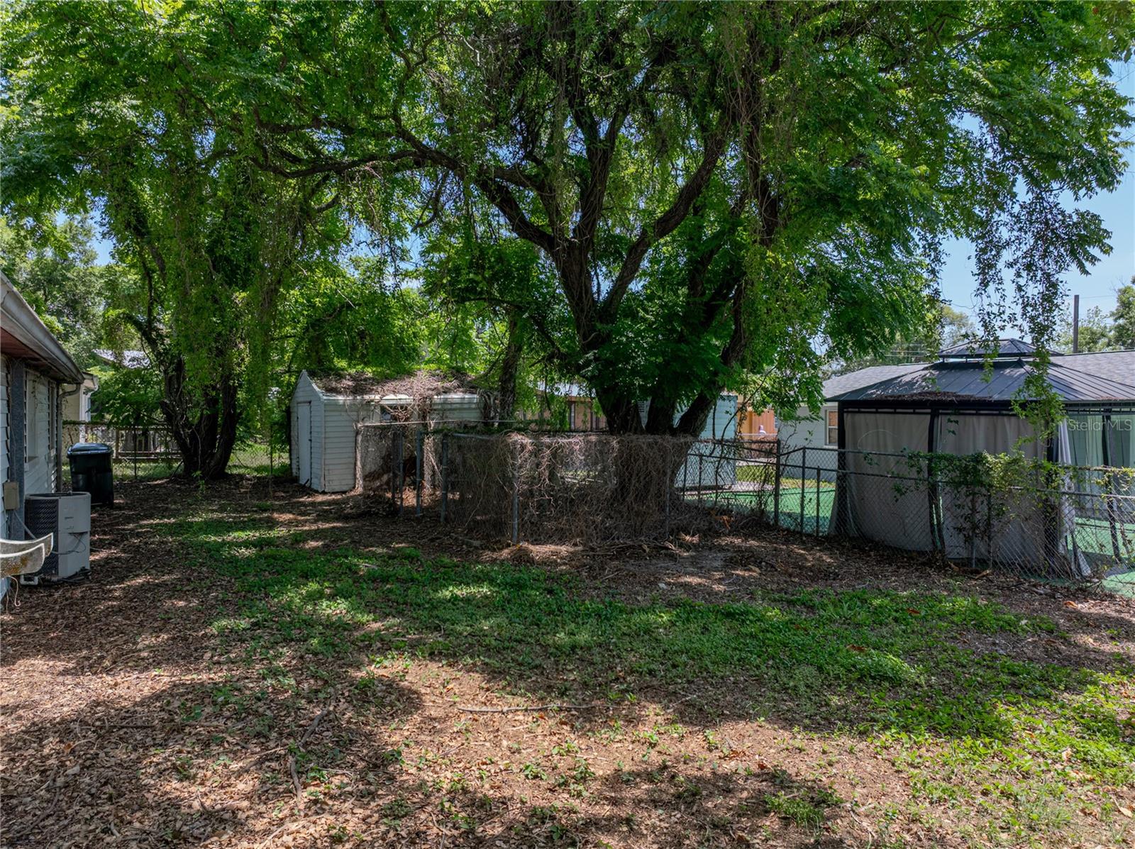Listing photo id 48 for 1720 Kendrick Lane