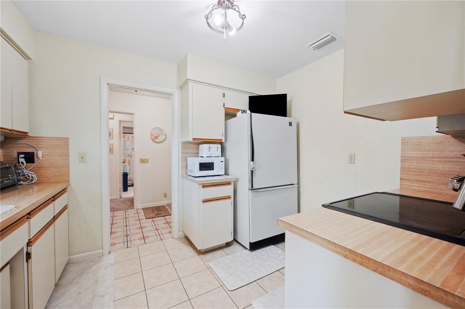 Image 11 of 46 For 375 Troon Court