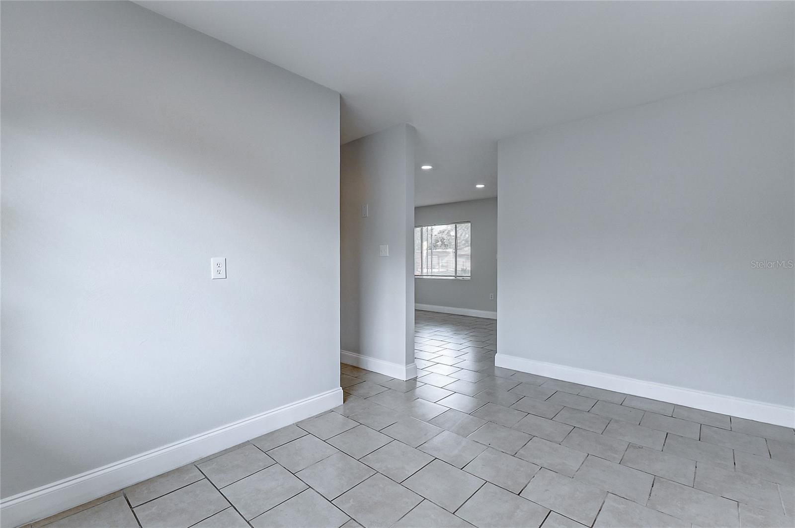Image 6 of 24 For 1928 3rd Street Ne