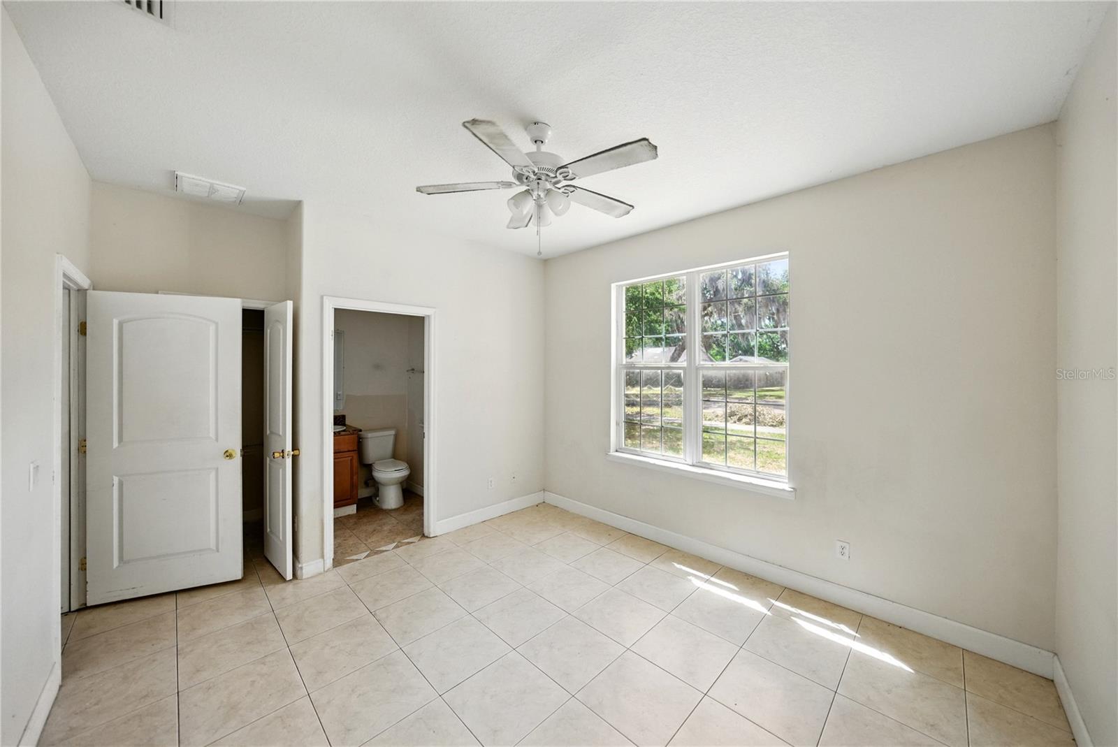 Image 13 of 48 For 134 Hickory Drive