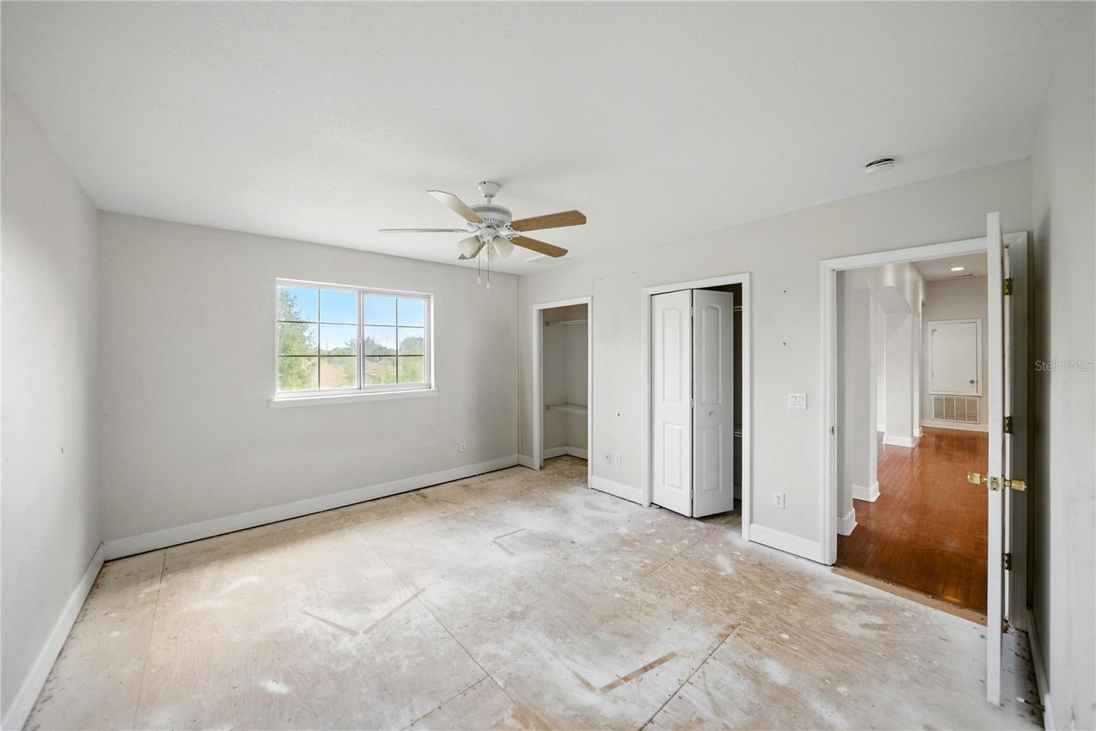 Image 24 of 48 For 134 Hickory Drive