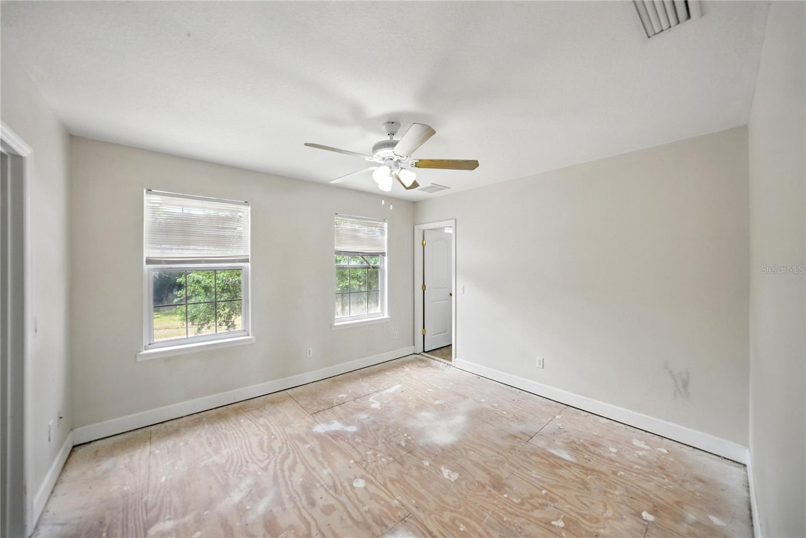 Image 30 of 48 For 134 Hickory Drive
