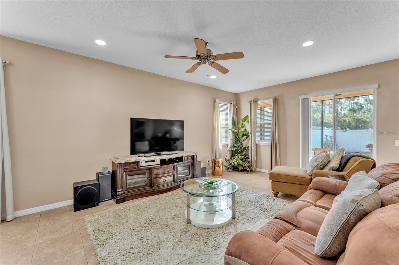 Image 11 of 45 For 3134 Macintosh Road