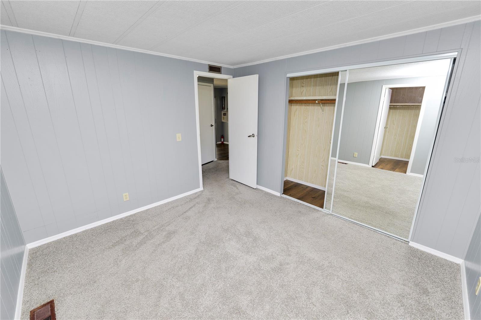 Image 16 of 33 For 1610 Reynolds Road 166