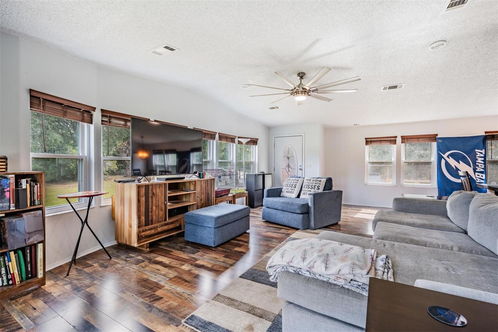 Image 3 of 34 For 7011 Tall Pine Road