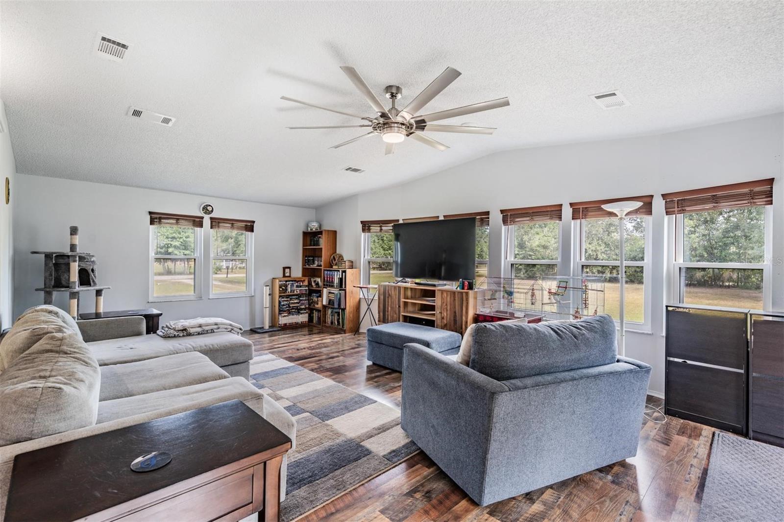 Image 4 of 34 For 7011 Tall Pine Road