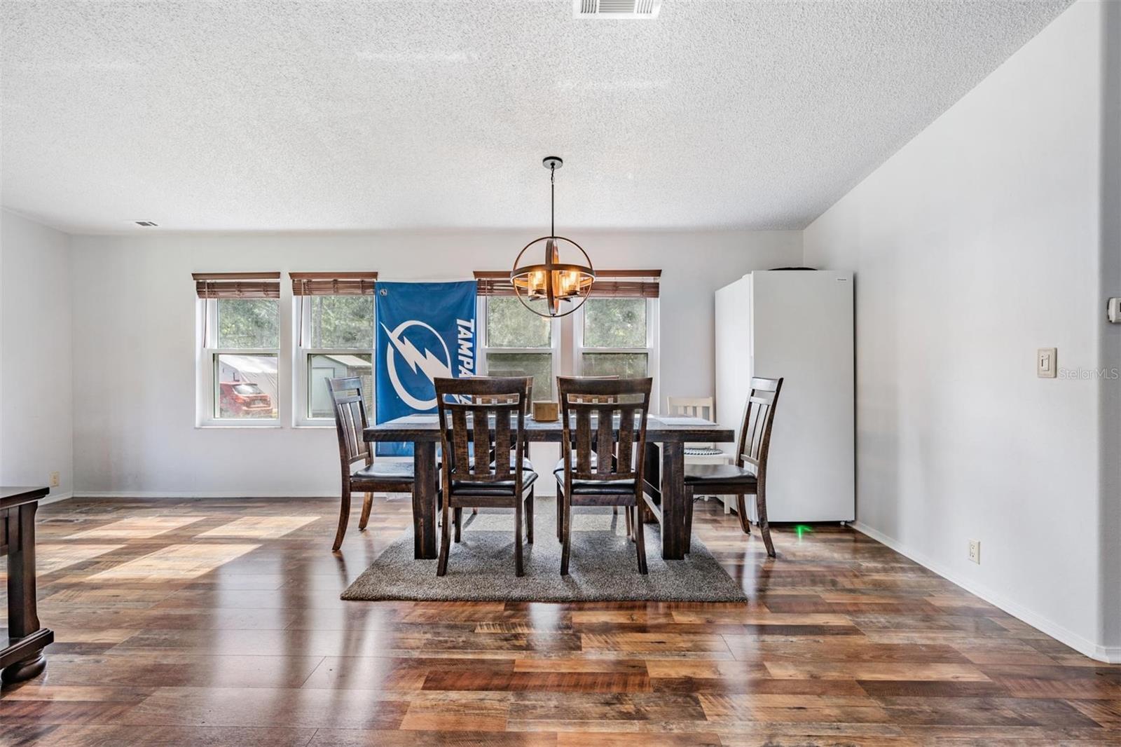 Image 6 of 34 For 7011 Tall Pine Road