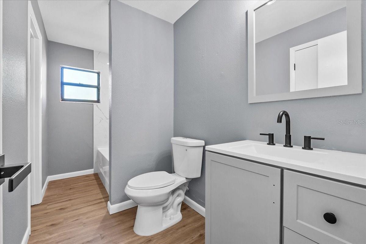 Image 15 of 44 For 825 Clermont Avenue