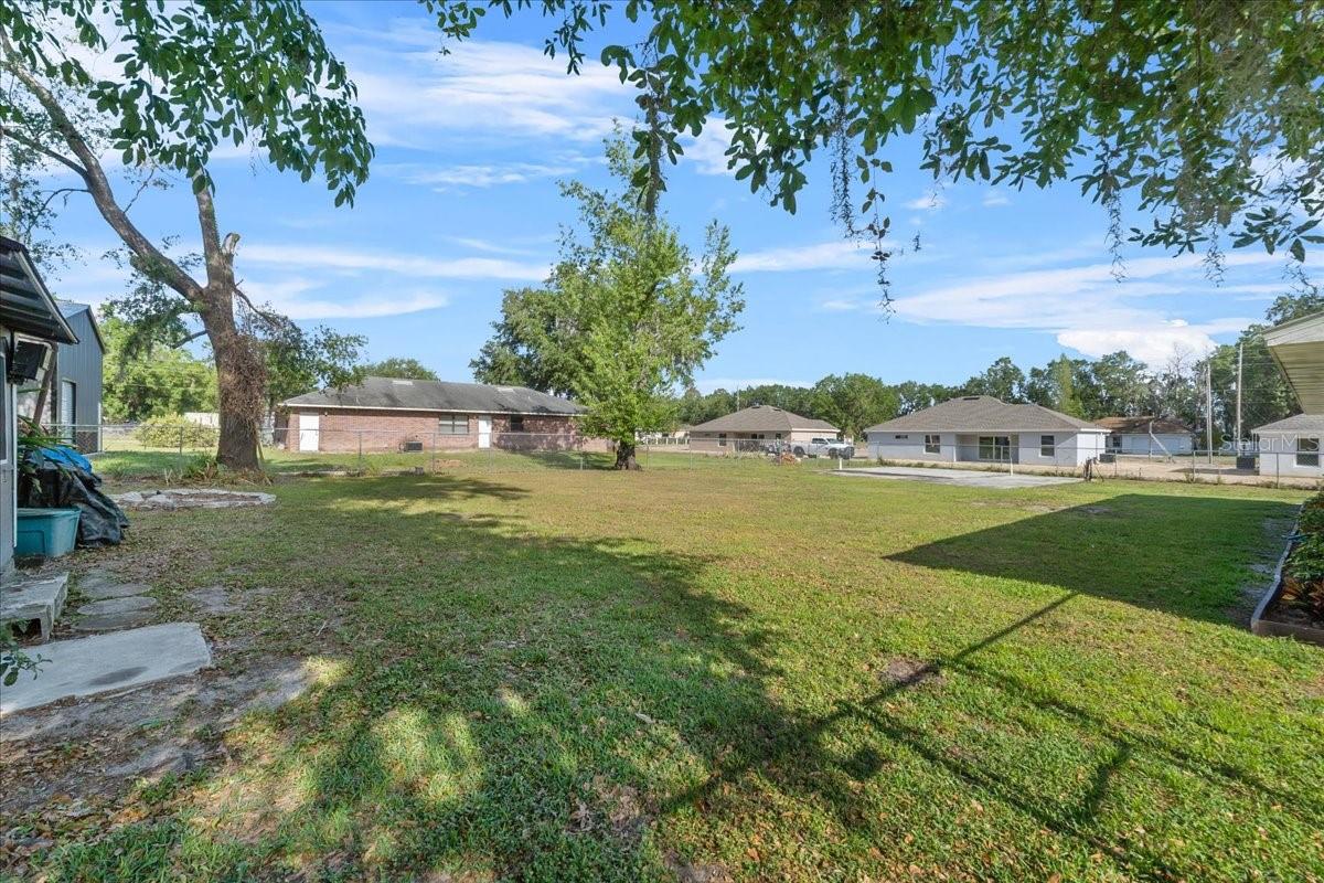 Image 28 of 44 For 825 Clermont Avenue