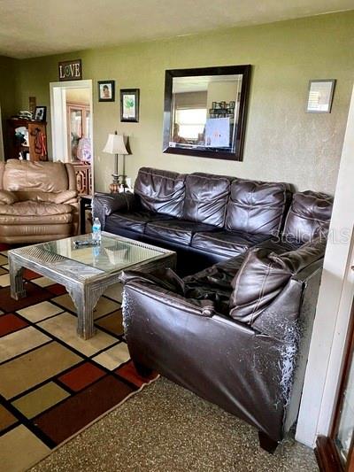 Image 3 of 25 For 4708 James L Redman Parkway